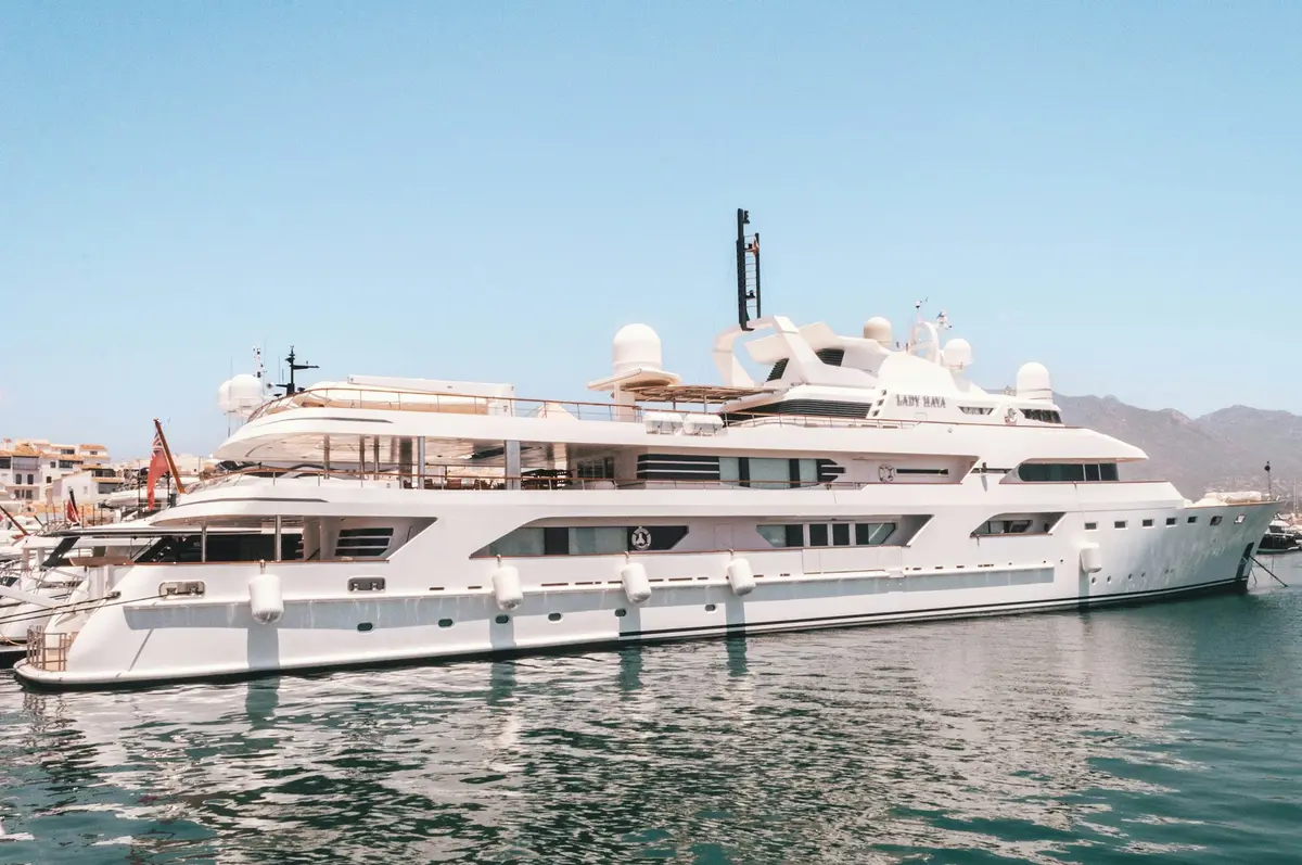 Cannes Yachst hire, Cannes