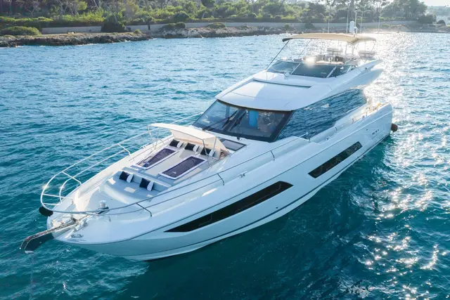 Prestige 680s — Cannes Yachst hire, Cannes