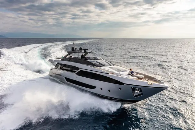 Riva 90 — Cannes Yachst hire, Cannes