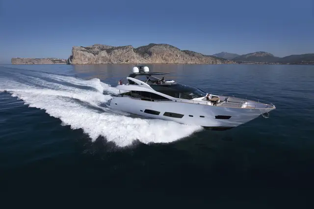 Sunseeker 28 — Cannes Yachst hire, Cannes