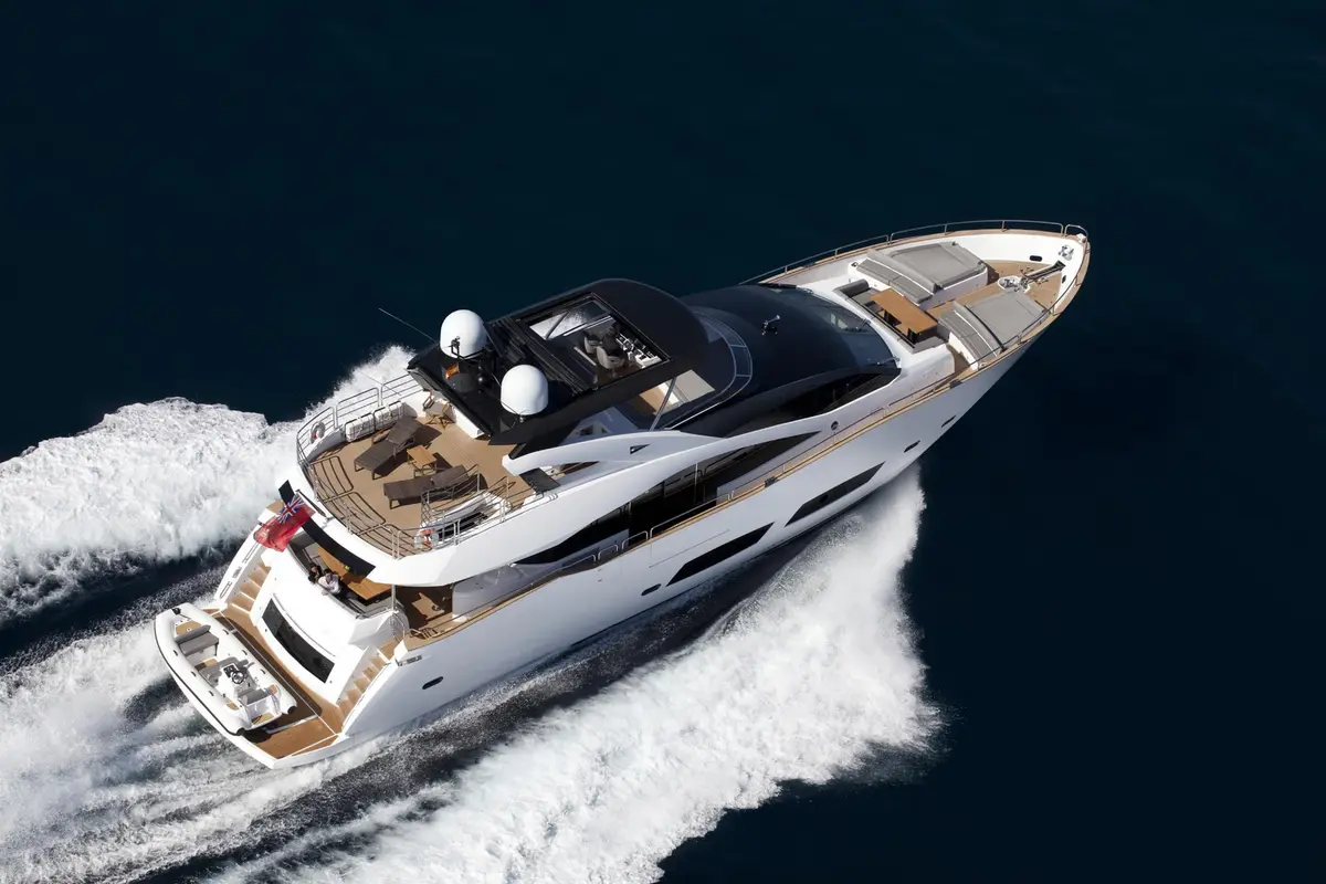 Sunseeker 28, salon — Cannes Yachst hire, Cannes