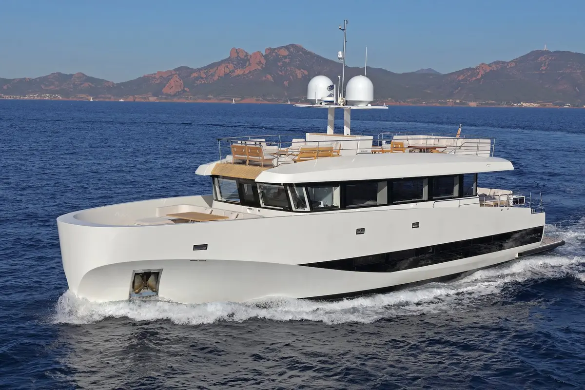 WallyAce 26, aft deck — Cannes Yachst hire, Cannes