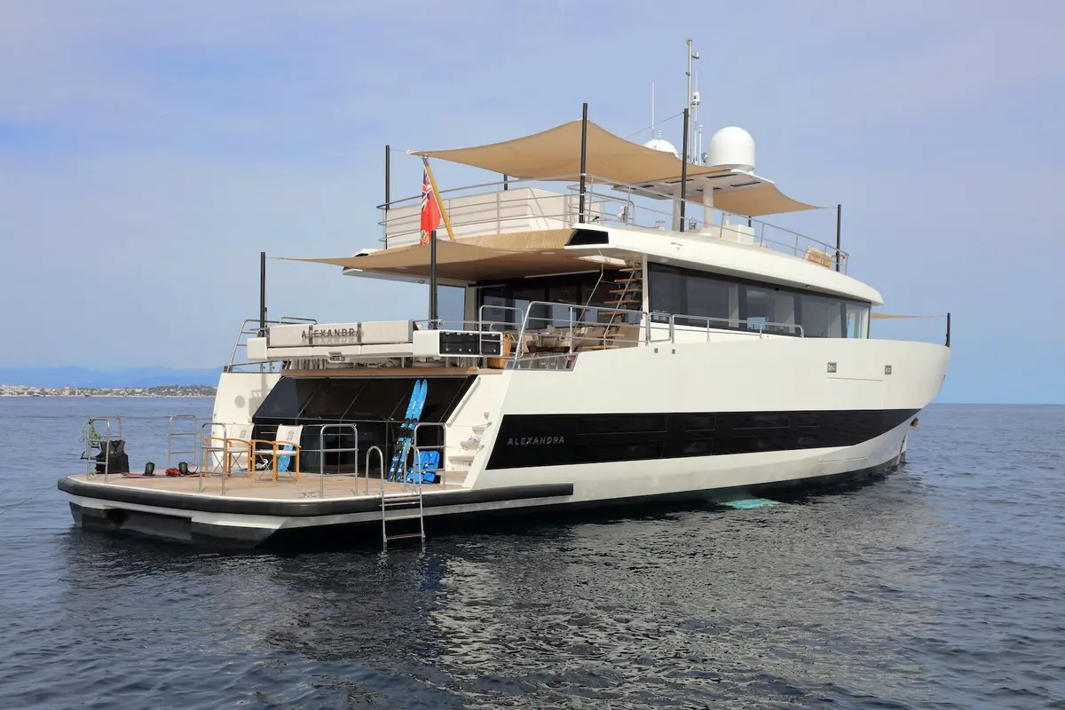 WallyAce 26, salon — Cannes Yachst hire, Cannes